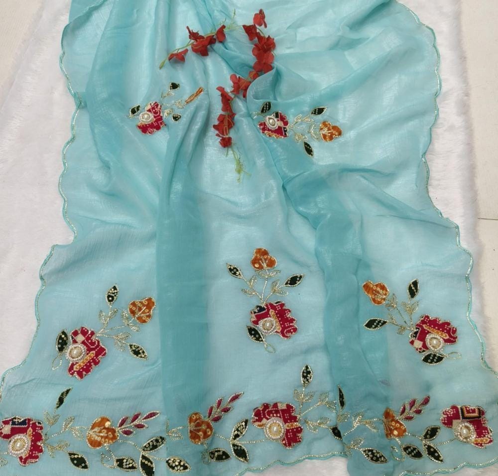 Women,s fandy chiffon fancy saree