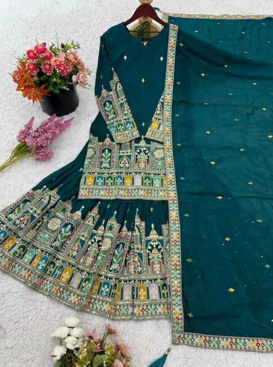 Pure Chinnon Silk suit set.