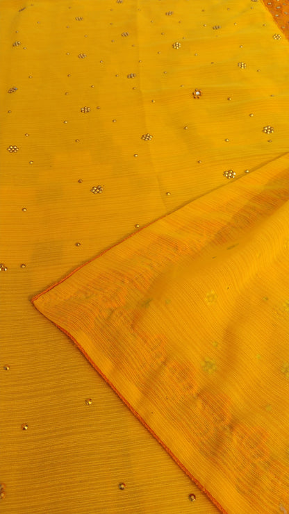 Pure Gorgeet chit pallu fancy broder saree