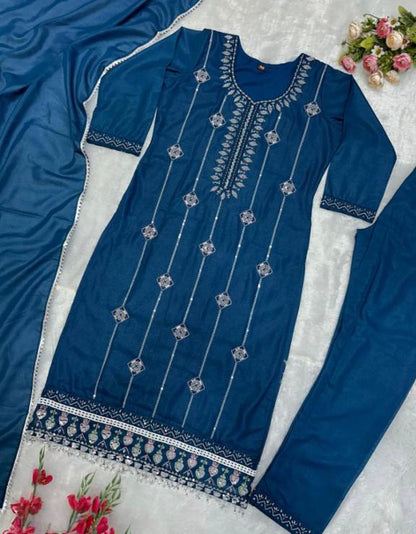 Suit set HAVY STAR GOARGATE WITH HAVY EMBRODARY MOTI WORK